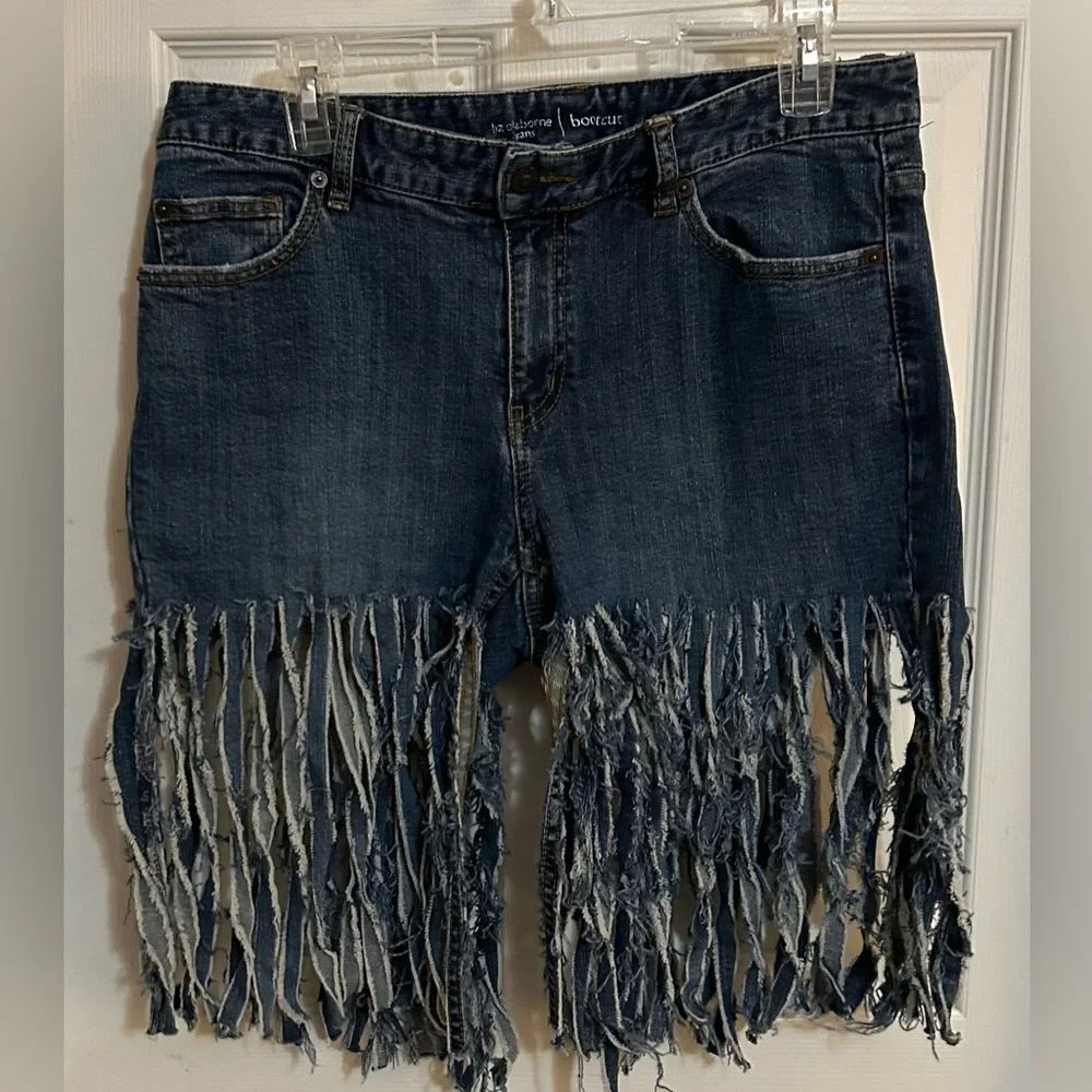 Fringe blue jean shorts sz 10